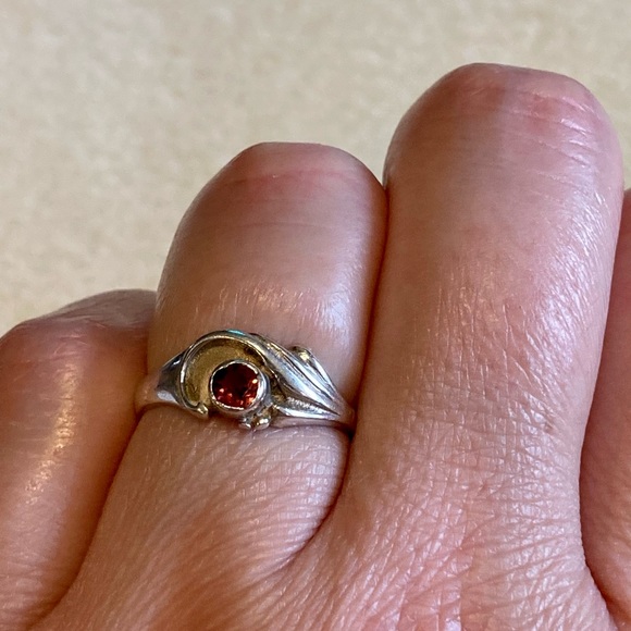 Sterling Garnet Ring - Picture 3 of 11